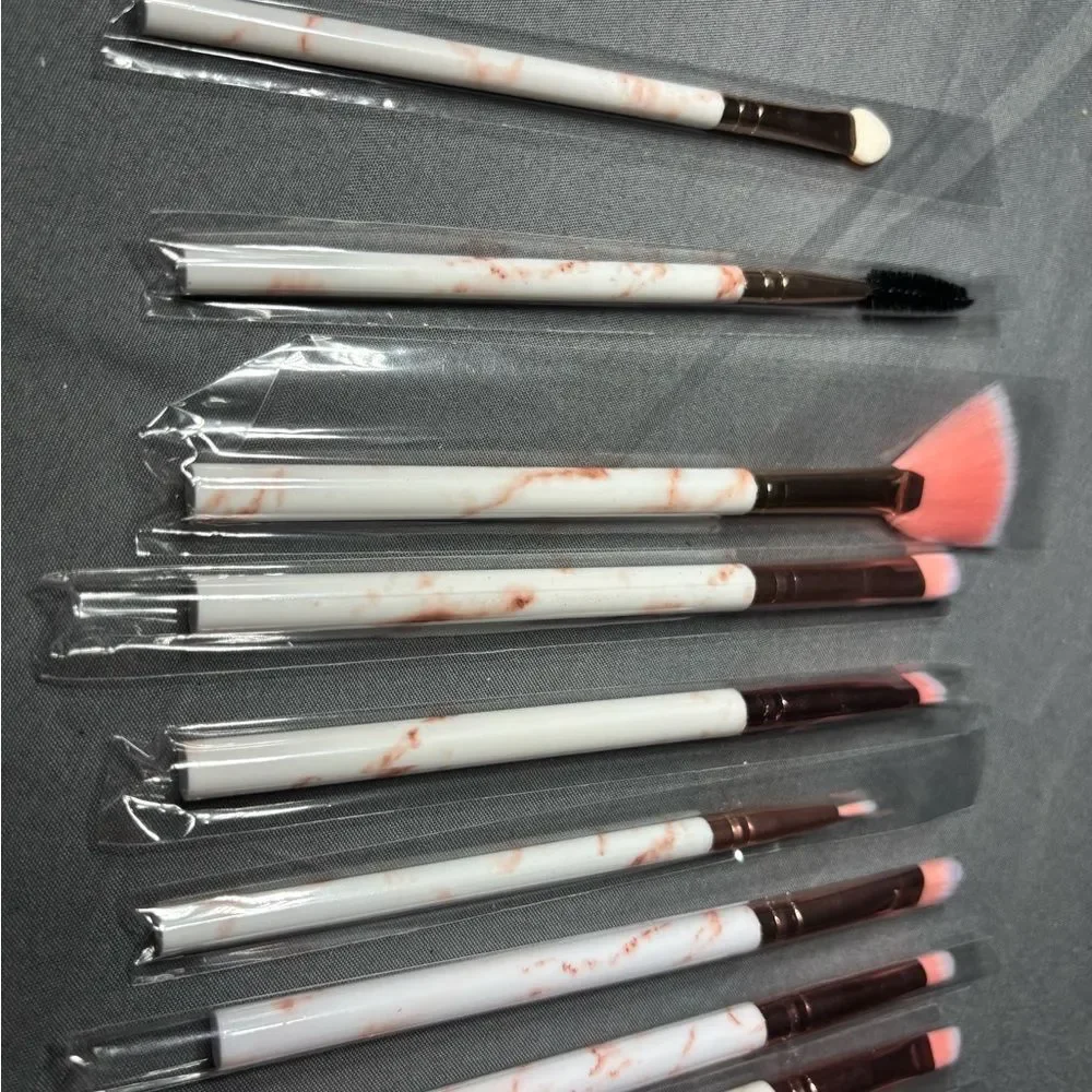 New 15-Piece Marble Handle Makeup Brush Set in Pink and Rose Gold